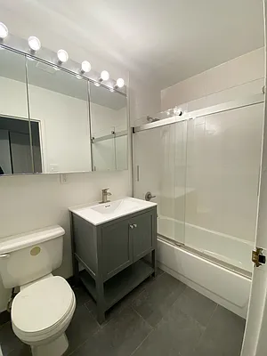 Rented by MOTION New York | media 18