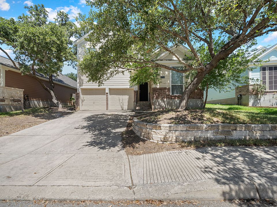 1st image of 8703 Sarasota Woods