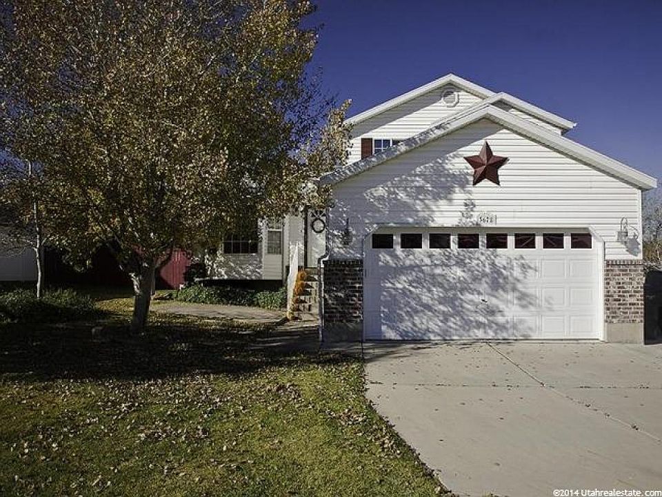 1st image of 3678 S Brook Hollow Ct