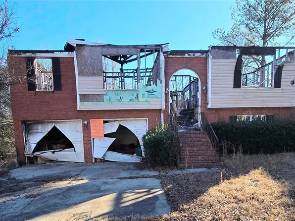 6406 Castle Court Way, Lithonia, GA 30058