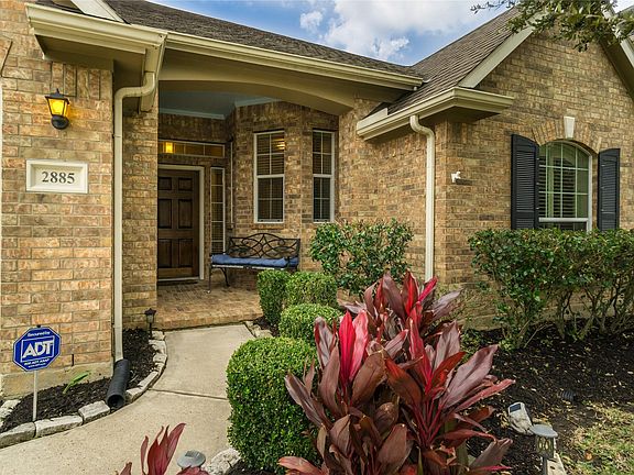 3rd image of 2885 Milano Ln