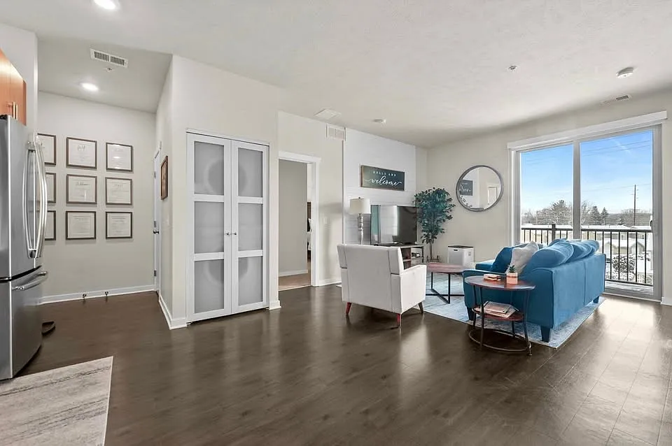 630 S Garfield Ave — Photo 4