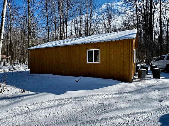 4th image of 1350 Birch Rd