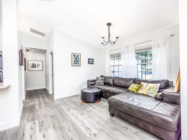 4726 NW 27th Pl #Id1359122p, Gainesville, FL 32606