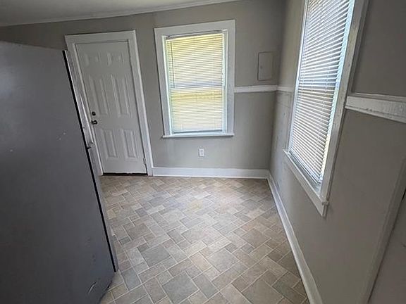 5th image of 1113 Payne St