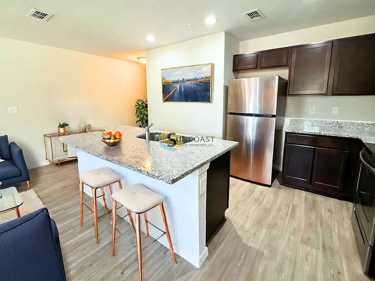 Ricker Villas — Photo 12