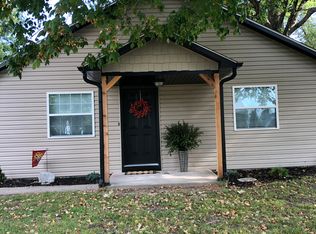 411 Gray Ave, Chaffee, MO 63740