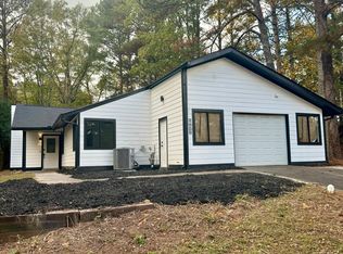 4666 Shannon Ct, Union City, GA 30291