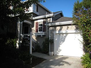 1041 Warren Dr, Petaluma, CA 94952