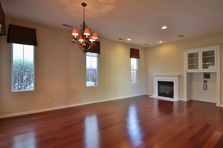 2300 Magnolia Bridge Dr — Photo 5