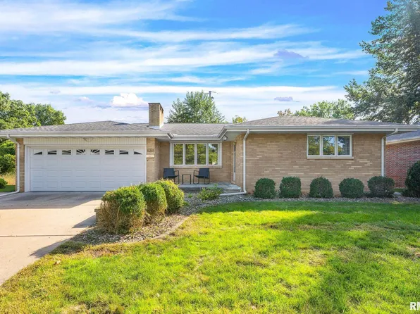 1022 N Holling Dr, Peoria, IL 61604
