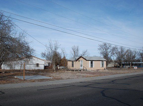 3rd image of 729 San Angelo Ave