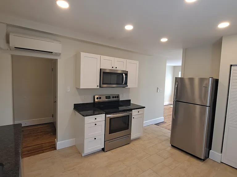 132 Broadway #2 — Photo 7