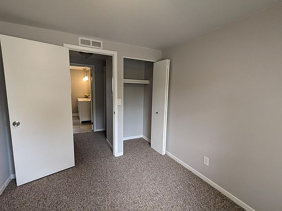 5th image of 23849 Brookplace Ct