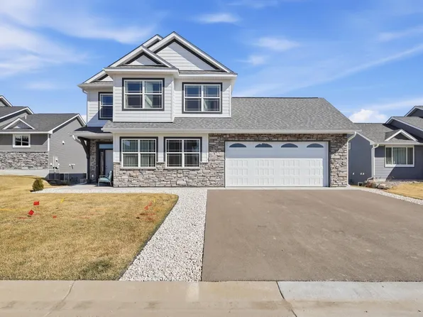 9934 14th Cir NE, Saint Michael, MN 55376