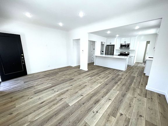 2nd image of 4021-4023 Duquesne Ave #4021
