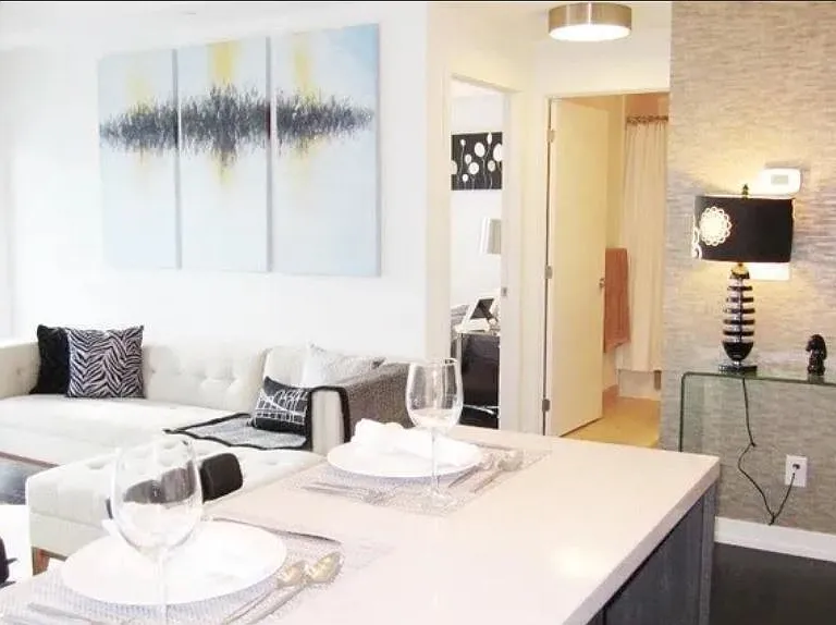 21 Widmer St #3909 — Photo 7