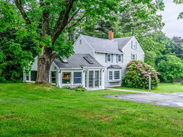 58 Allen Ave Extension, Falmouth, ME 04105