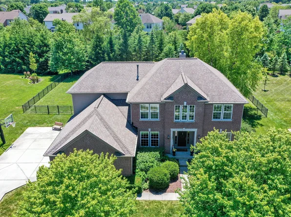 3875 Branch Creek Ct, Zionsville, IN 46077