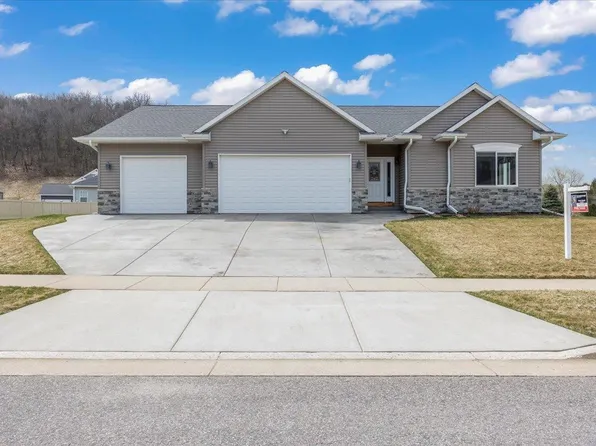 210 Osprey Ln, Black Earth, WI 53515