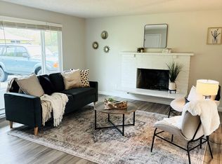 8319 30th St W, Tacoma, WA 98466