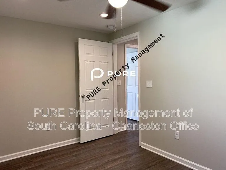 1612 Acacia St — Photo 17