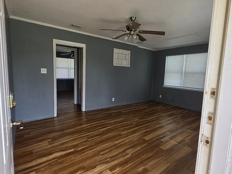 223 Doyle Dr #3 — Photo 2