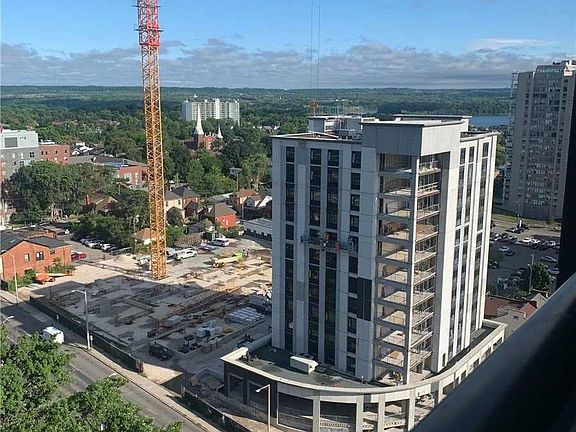4th image of 15 Queen St S #1403