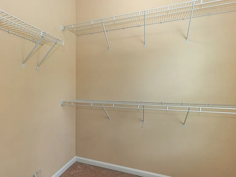 1634 Holly Grove Way — Photo 20