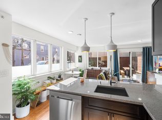1801 Carpenter St #1, Philadelphia, PA 19146