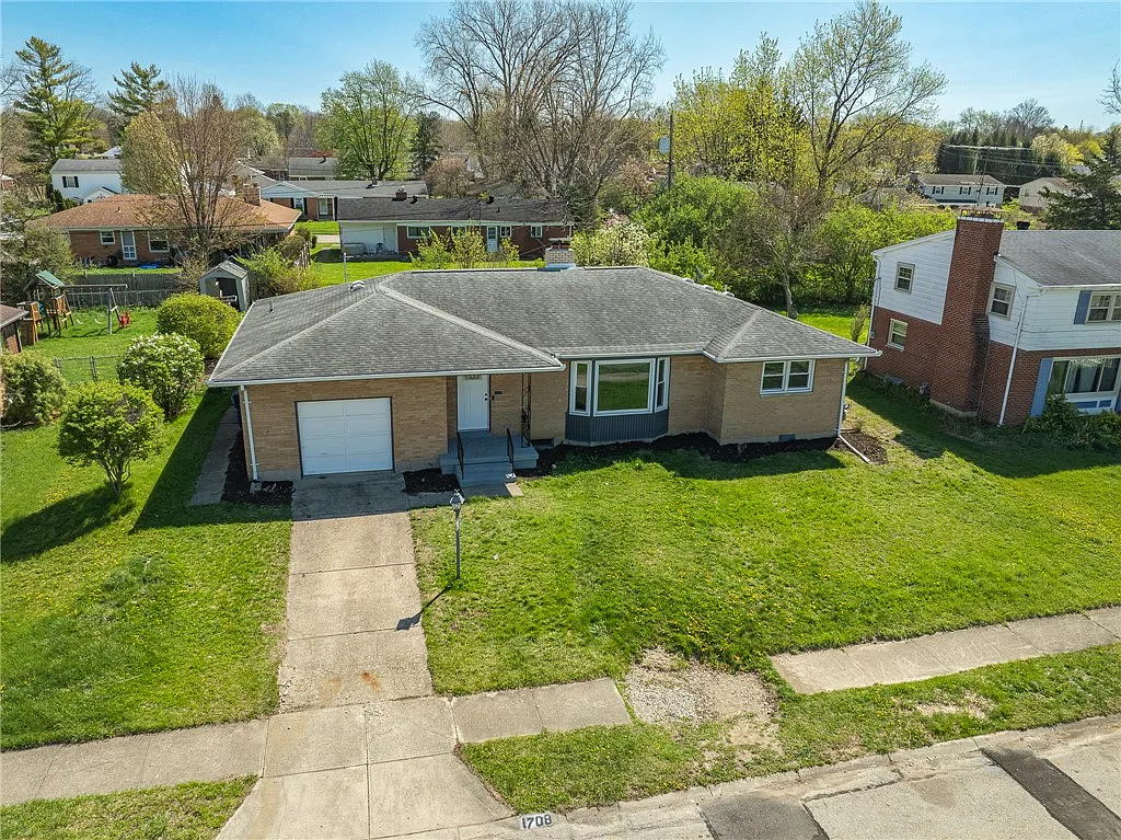 1708 S Brookhollow Dr photo 1