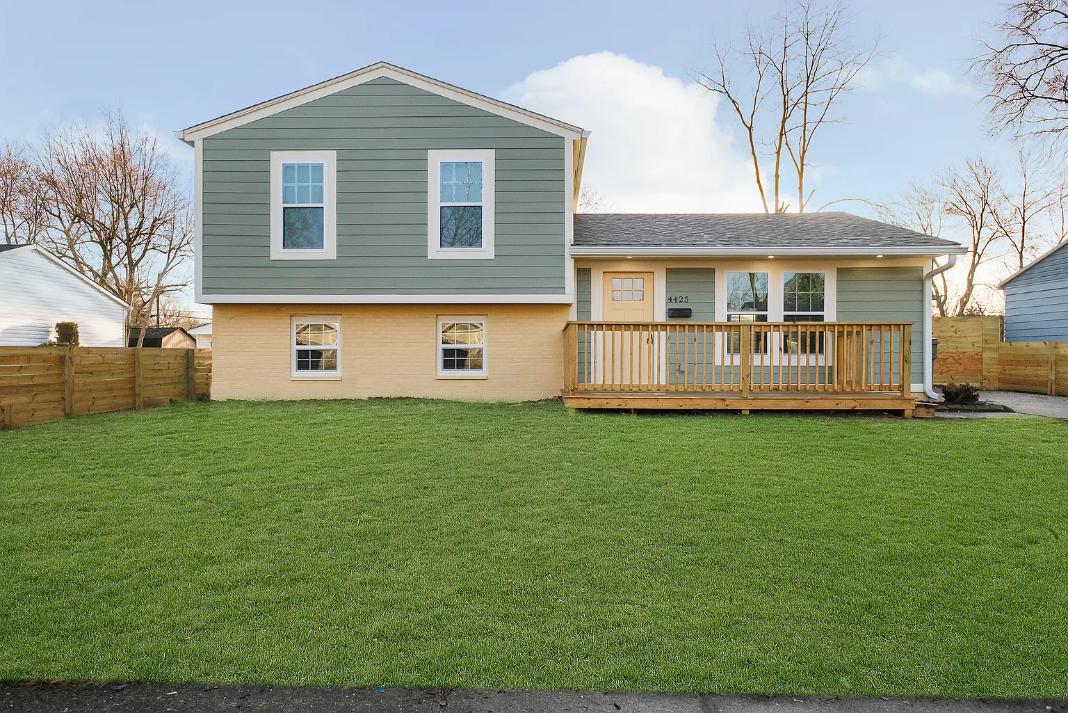4425 Barnor Dr photo 1