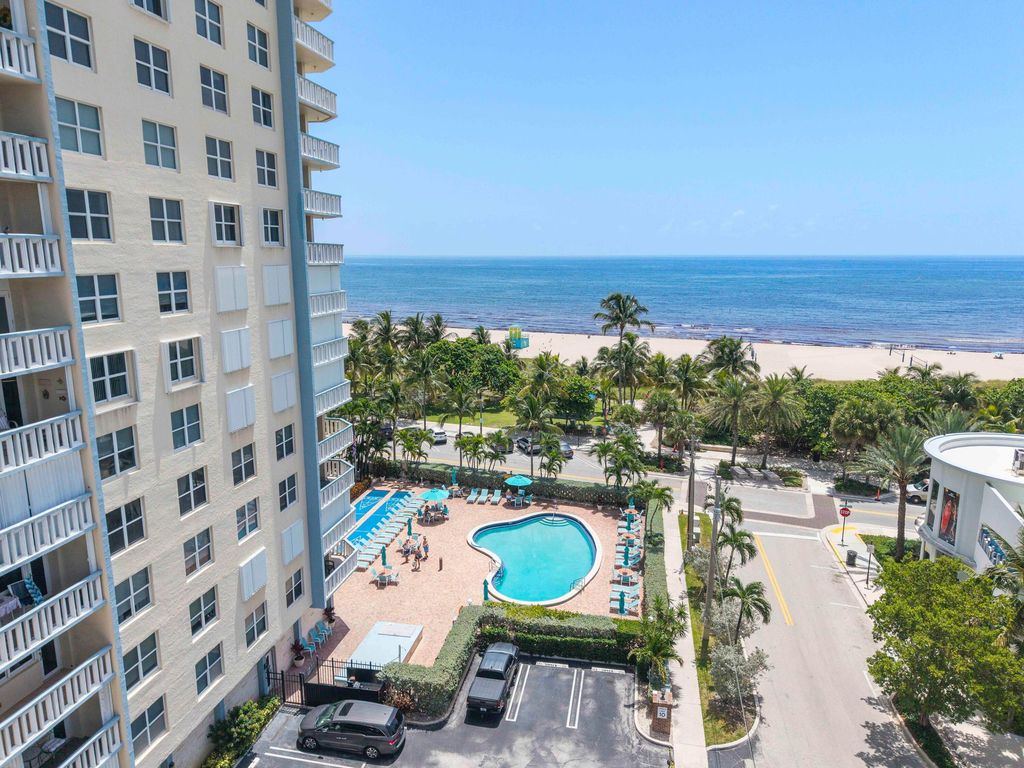 305 N POMPANO BEACH Boulevard #804, photo 2
