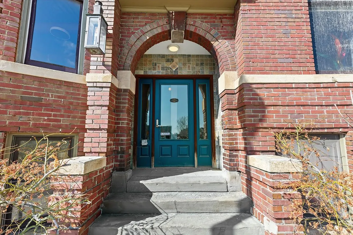 112 Watson St — Photo 4