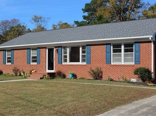 1220 Willowbrook Dr, Suffolk, VA 23434