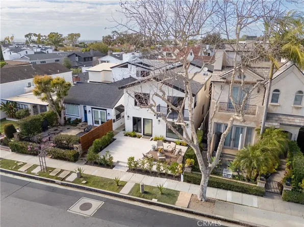 707 Begonia Ave, Corona Del Mar, CA 92625