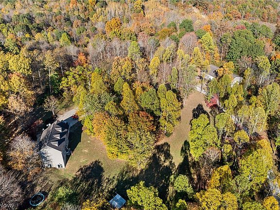 4th image of 8737 Glenwood Rd
