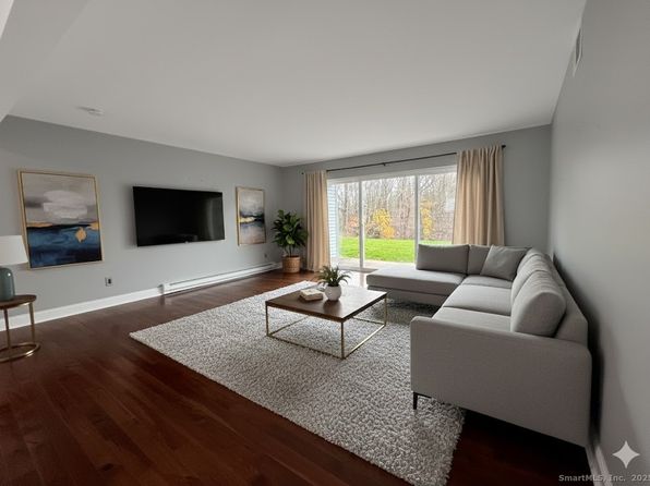 109 Candlewood Dr UNIT 109