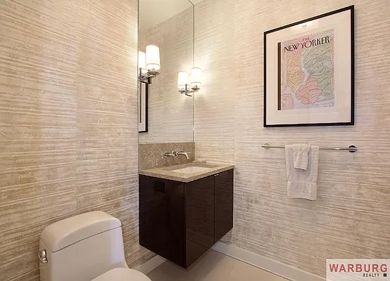 Sold by Warburg | media 9