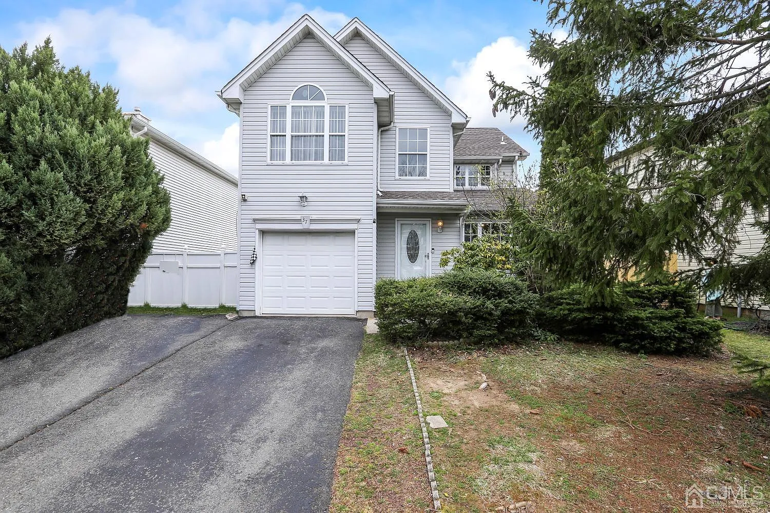 37 Tanbark Dr photo 1
