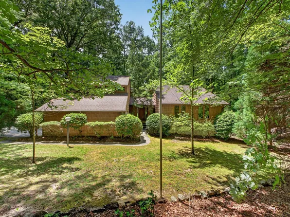 3934 Woodvalley Dr, Aiken, SC 29803