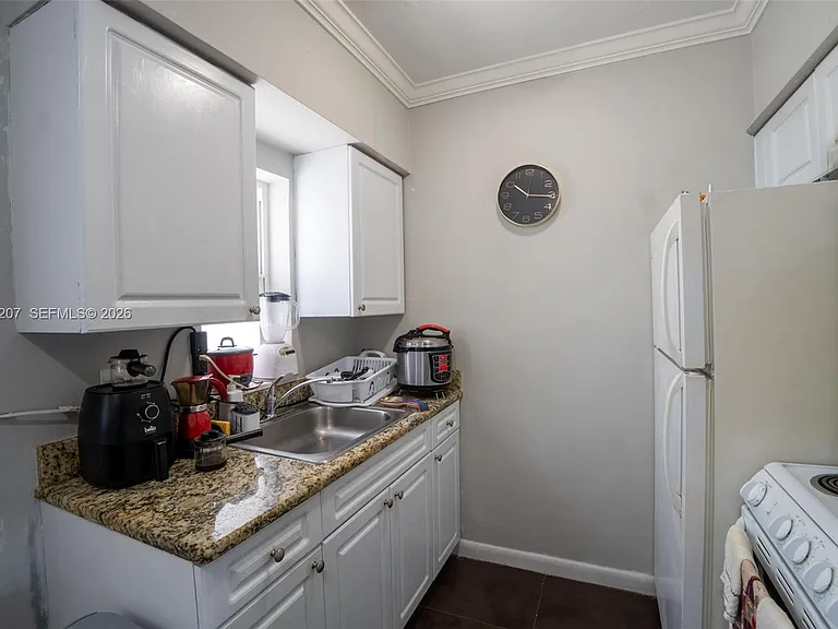 521 NE 82nd Ter #3 — Photo 3