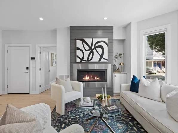 48 Berkeley St #A, Somerville, MA 02143