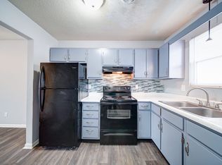 River Hill Townhomes, Louisville, TN 37777
