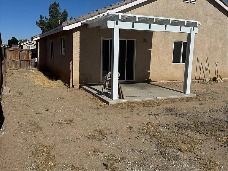 18795 Dogwood Ct — Photo 3
