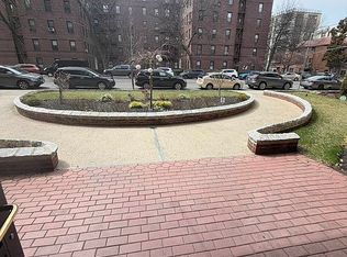 6433 99th St APT 5S, Queens, NY 11374