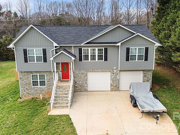 2nd image of 2061 Gary Ln