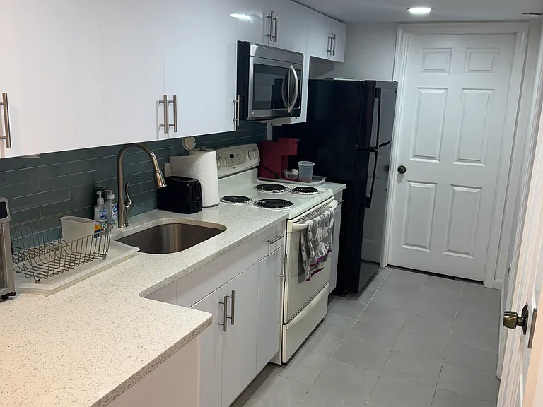 Oak Dr — Photo 5