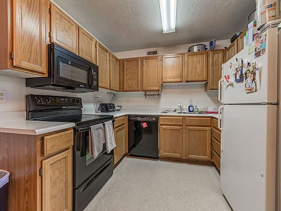 2nd image of 851 N 50 E APT 331