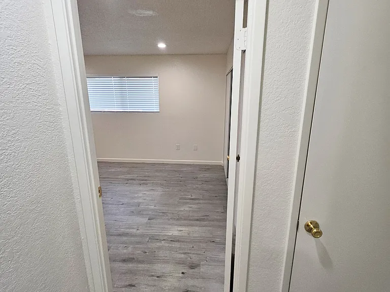 924 San Miguel Pl — Photo 34